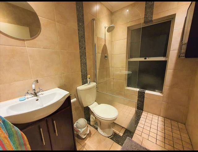 3 BEDROOM HOUSE FOR SALE IN GLENWOOD